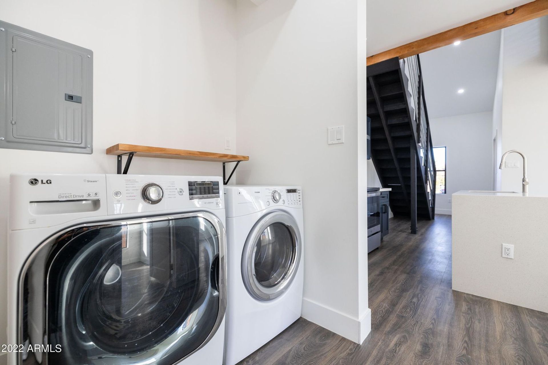 In-home laundry area at 326 North 17th Drive.