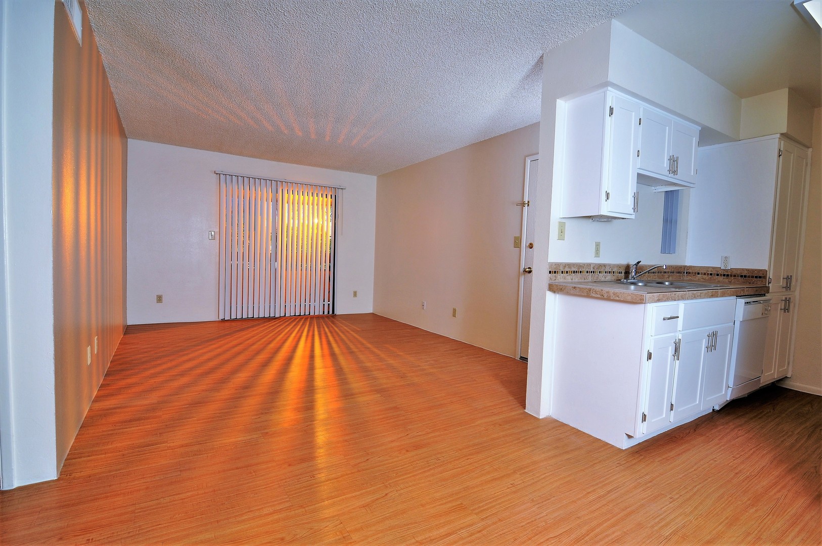 Phoenix Apartment: 8445 North 23rd Avenue
