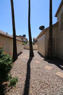 521 E Kristal Way, Phoenix, AZ 85024