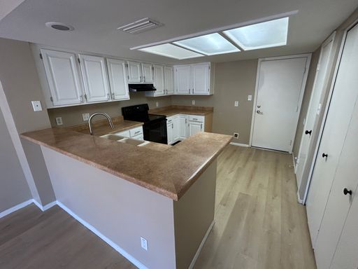 521 E Kristal Way, Phoenix, AZ 85024