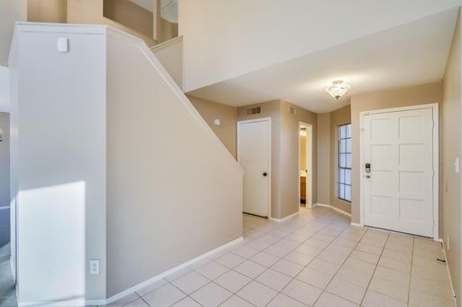 521 E Kristal Way, Phoenix, AZ 85024