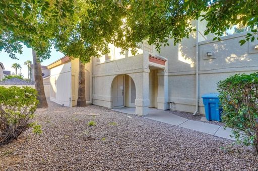521 E Kristal Way, Phoenix, AZ 85024