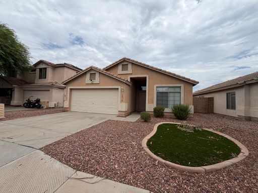 Charming 3-Bedroom Home Across from the Park – Available Now! – photo 1