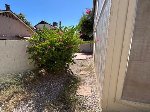 521 E Kristal Way, Phoenix, AZ 85024