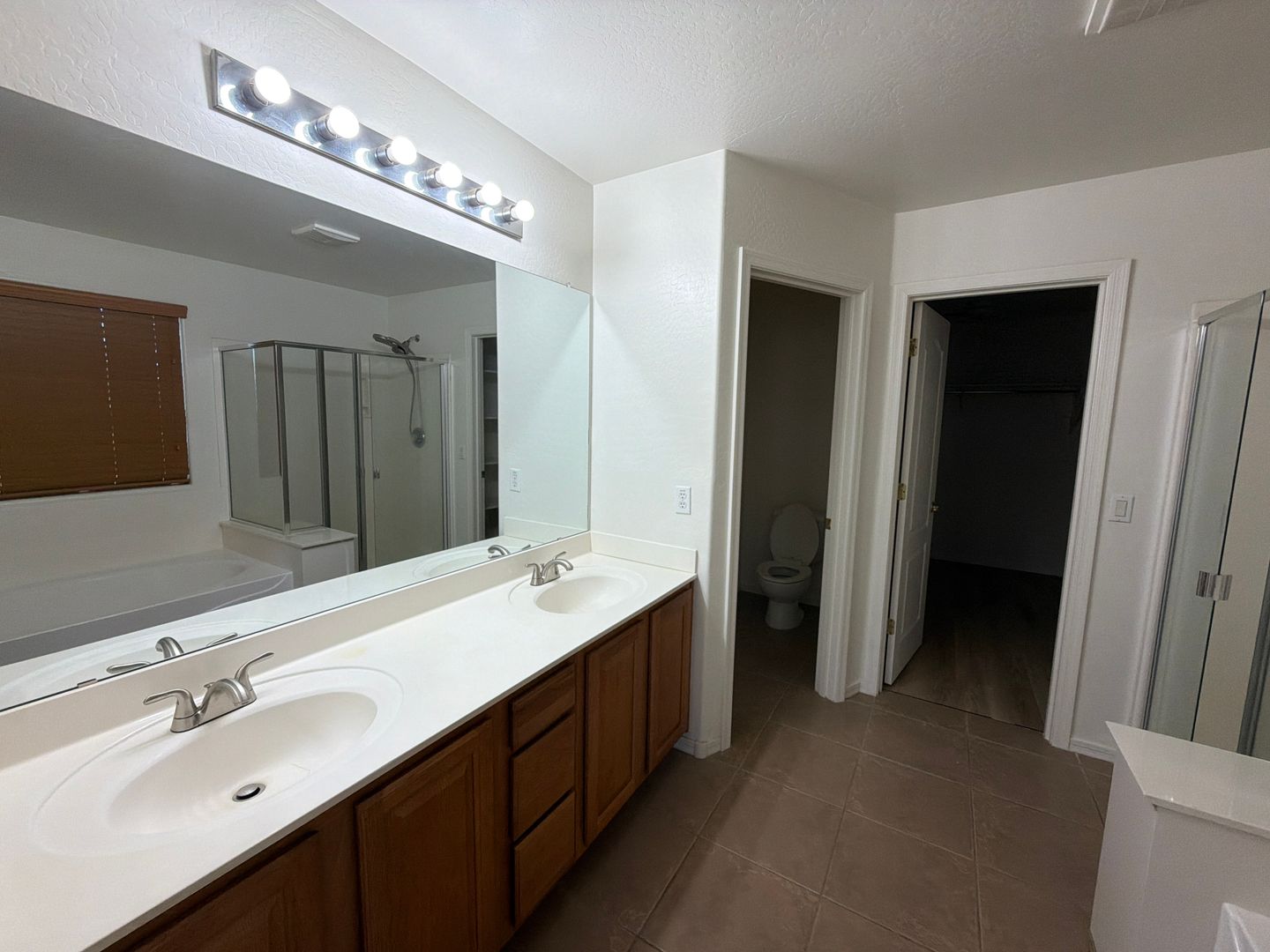 Gallery Image 21