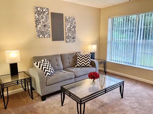 Huge One Bedrooms 1 Block from FSU – photo 1