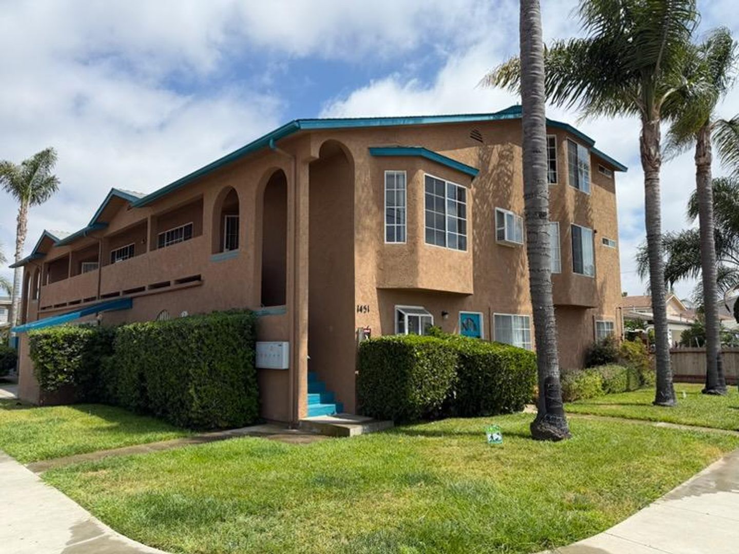 Imperial Beach Apartment: 1451 14th Street