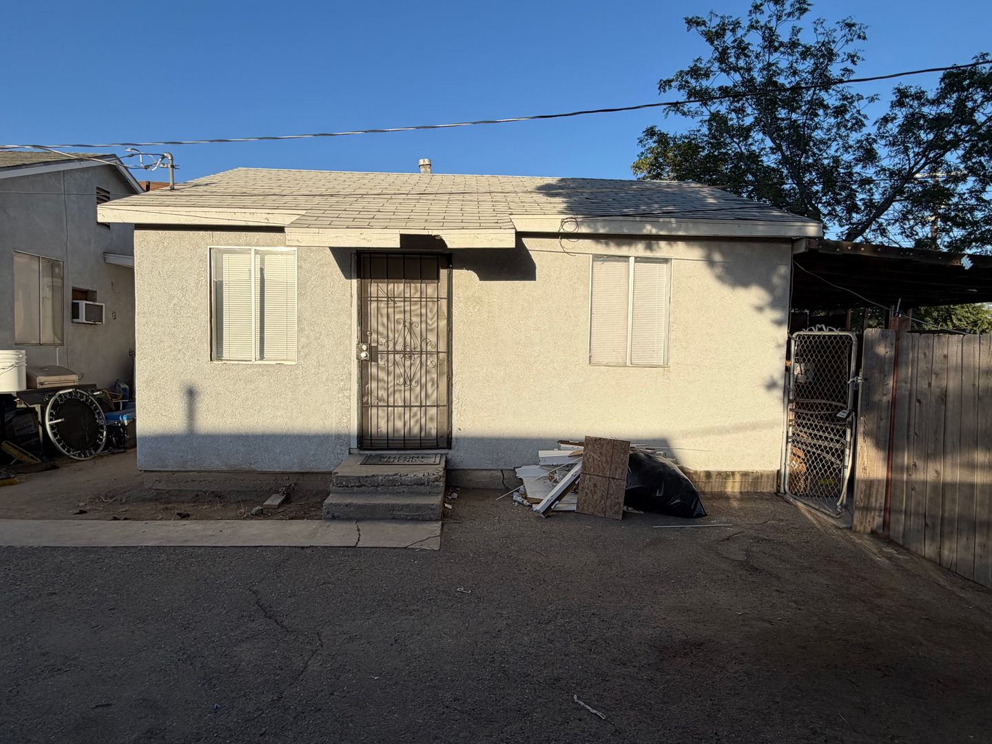 Bakersfield House: 1225 Water St # C