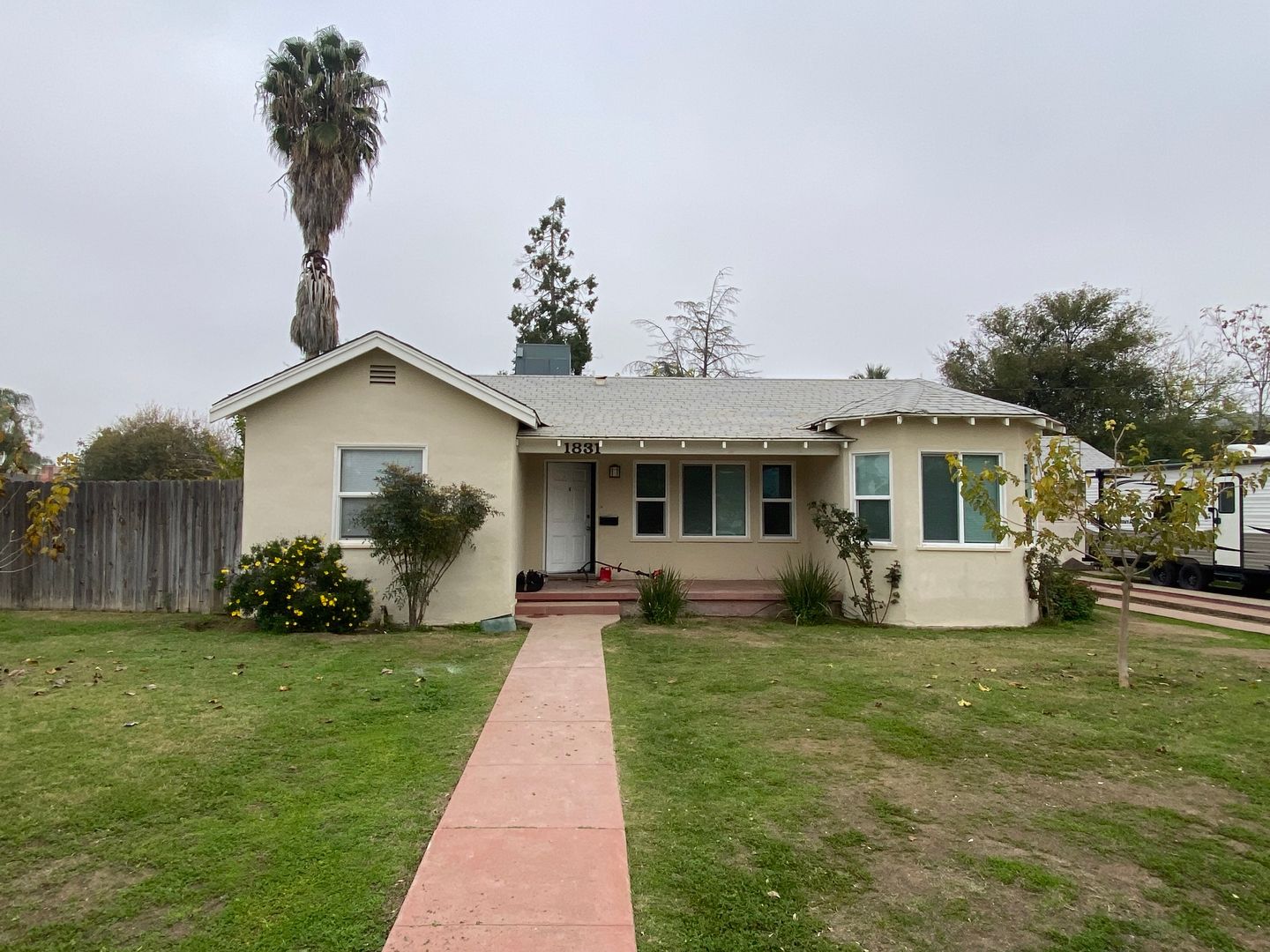 Bakersfield House: 1831 Inyo St