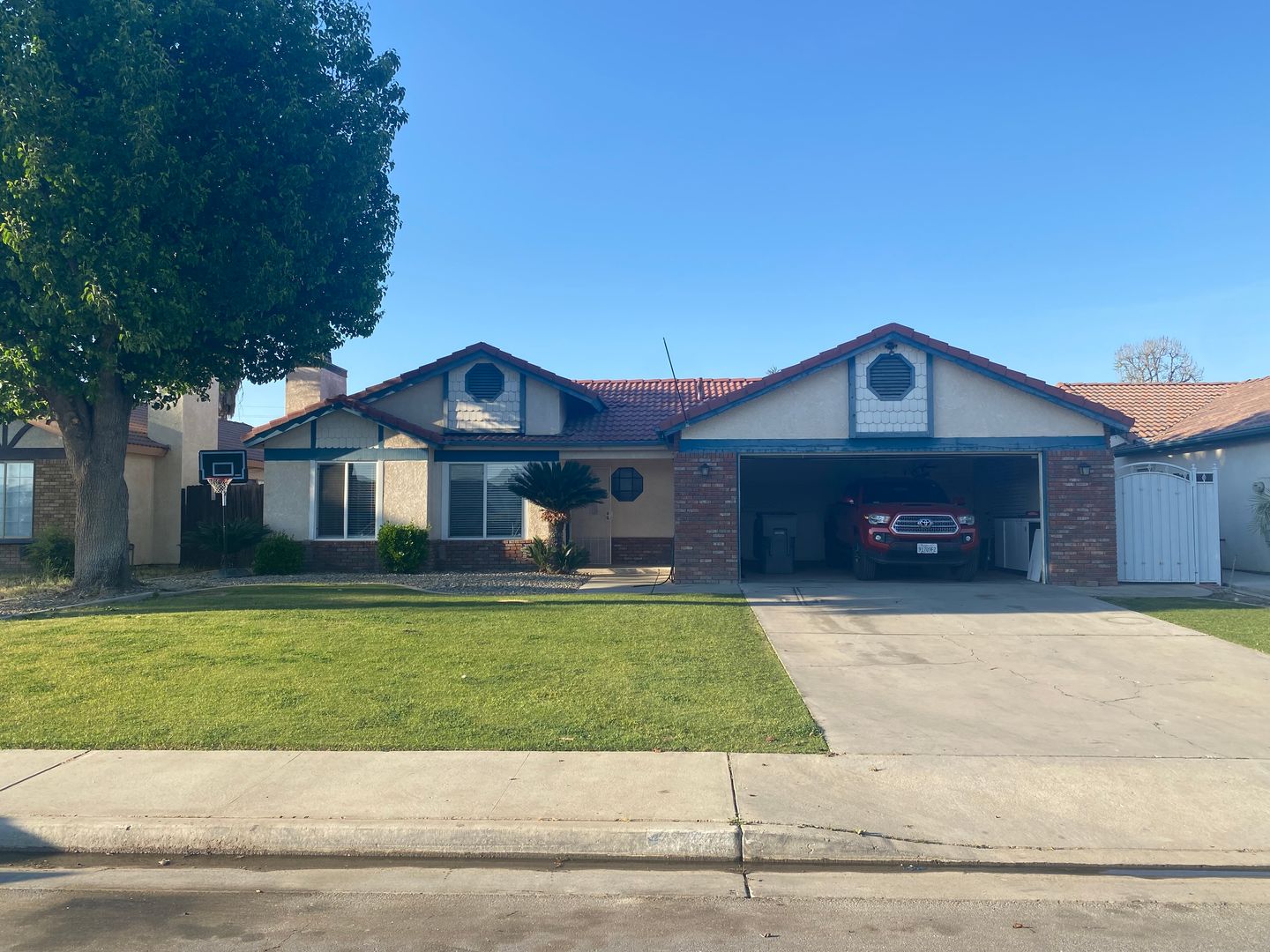 Bakersfield House: 4208 Mattnick Drive