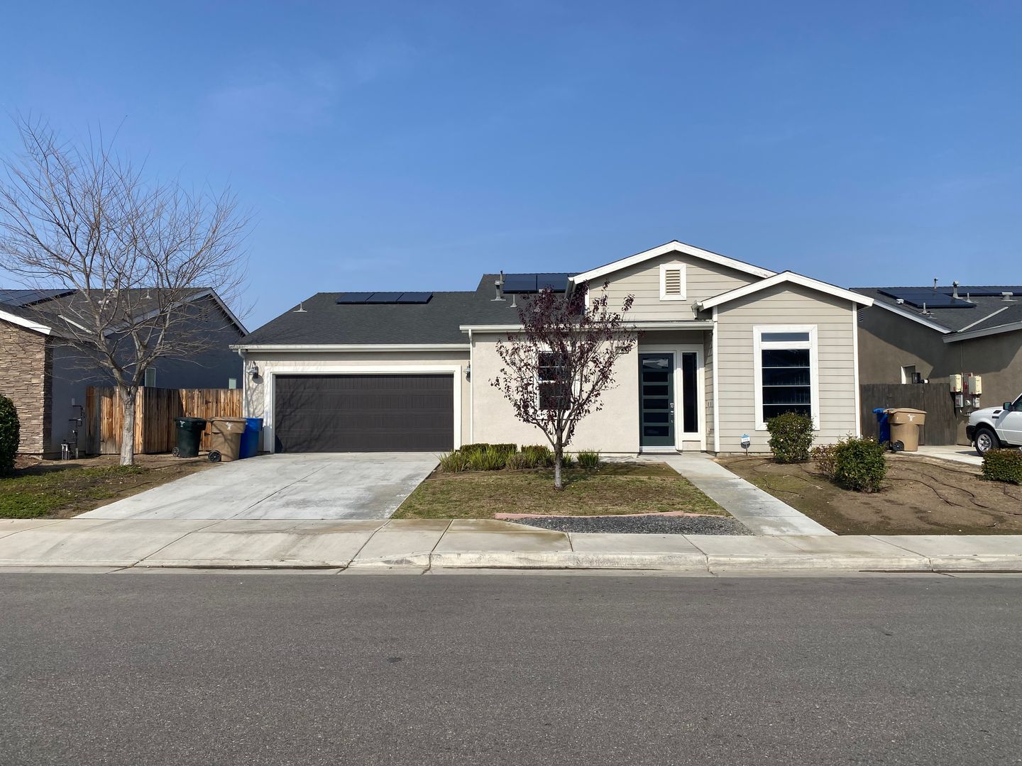 BAKERSFIELD House: 5906 OCEAN JASPER DRIVE