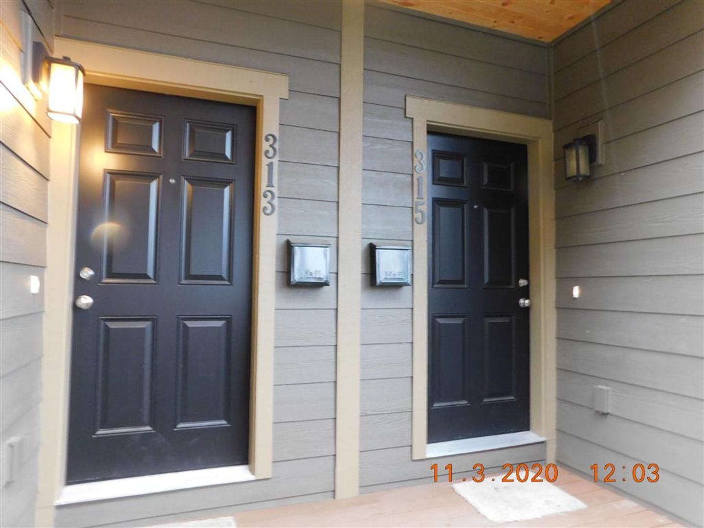 Burlington Apartment: 313/315 North Oak Street