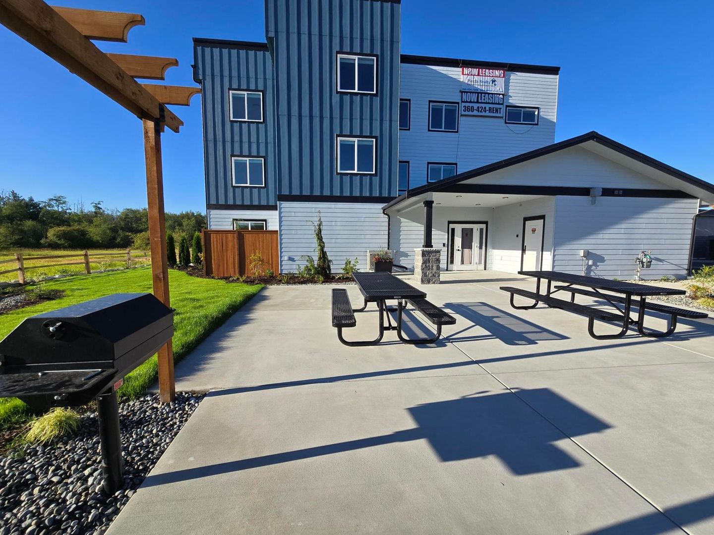 Mount Vernon Apartment: 1600 JJ Place