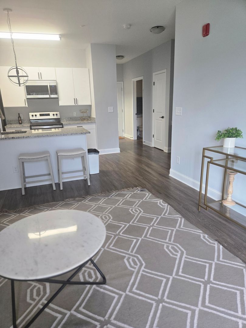 Greensboro Apartment: 600 Coapman Street