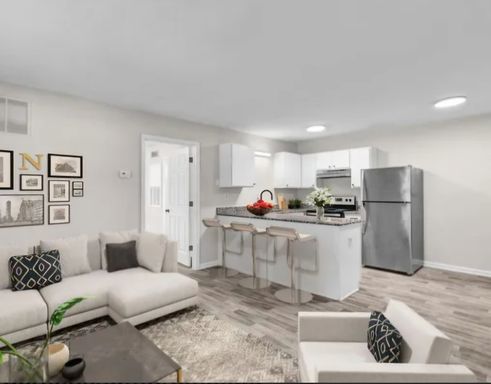 1 Bedroom, 1 Bath renovated unit! SPECIAL OFFERS, ACT NOW! – photo 1