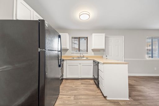 Move In Special!!! – photo 1