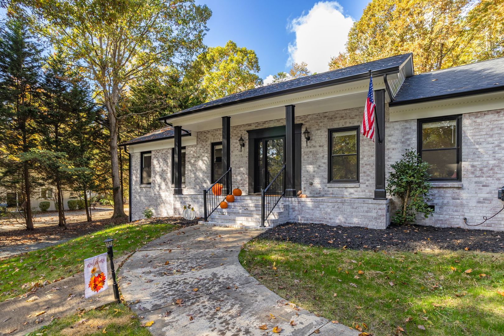 4706 Oakcliffe Road, Greensboro, NC 27406