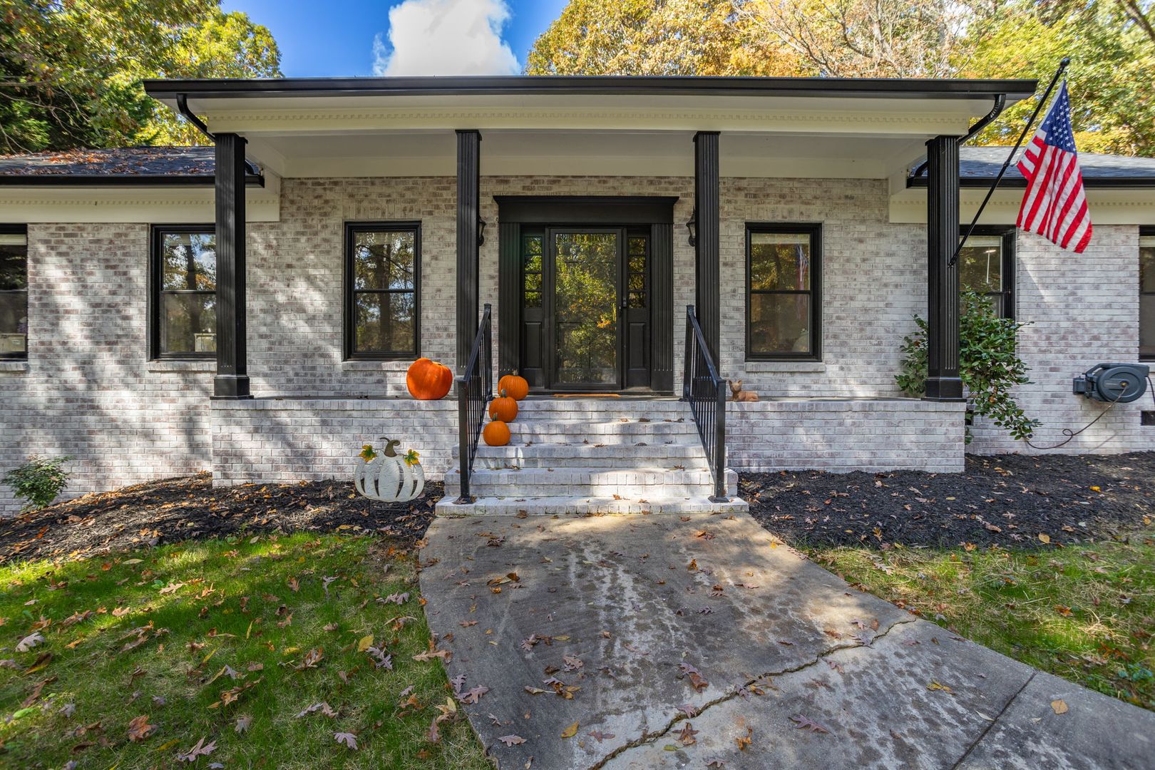 4706 Oakcliffe Road, Greensboro, NC 27406