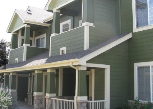 This 2 Bedroom Condo is a Must See! – photo 1