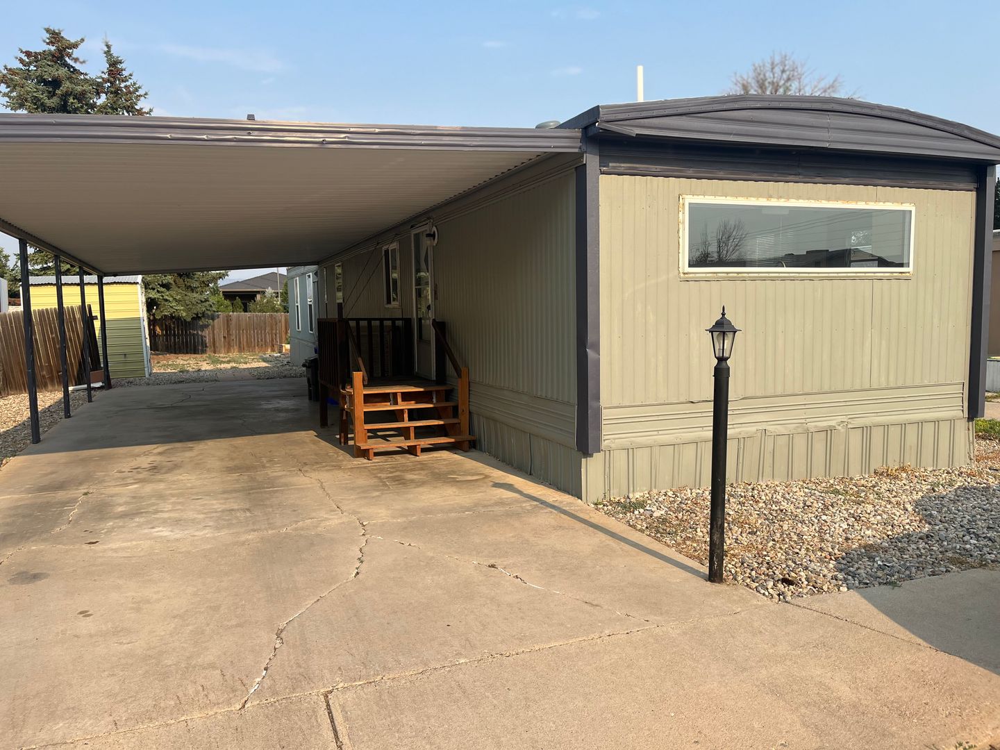 Loveland House: 1053 Caroline Court