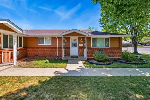 2 bedroom, 1 Bath unit now available!