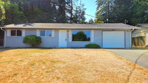 Updated Illahee Area 3 Bedroom Rambler – photo 1