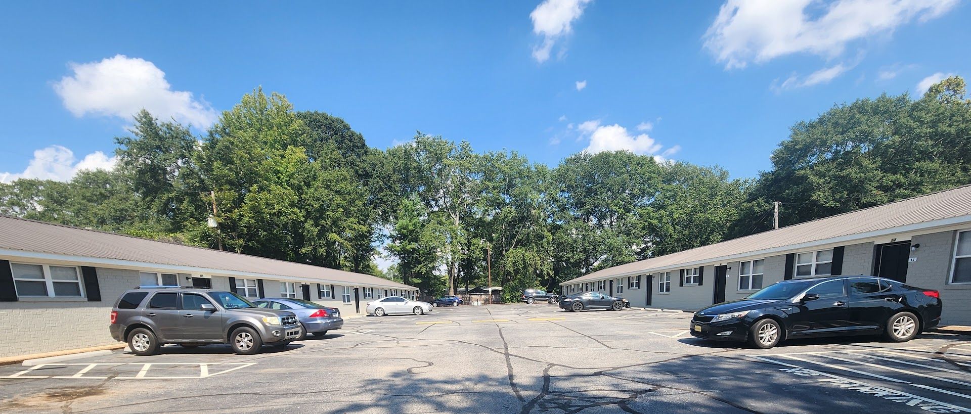 Greenville Apartment: 19 Fortner Avenue