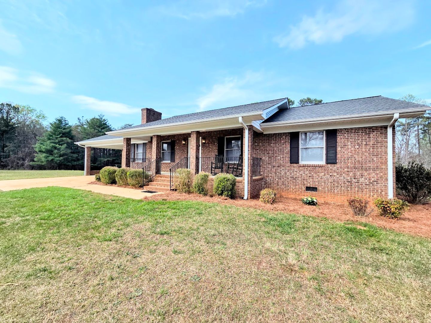 Easley House: 2891 Farrs Bridge Road