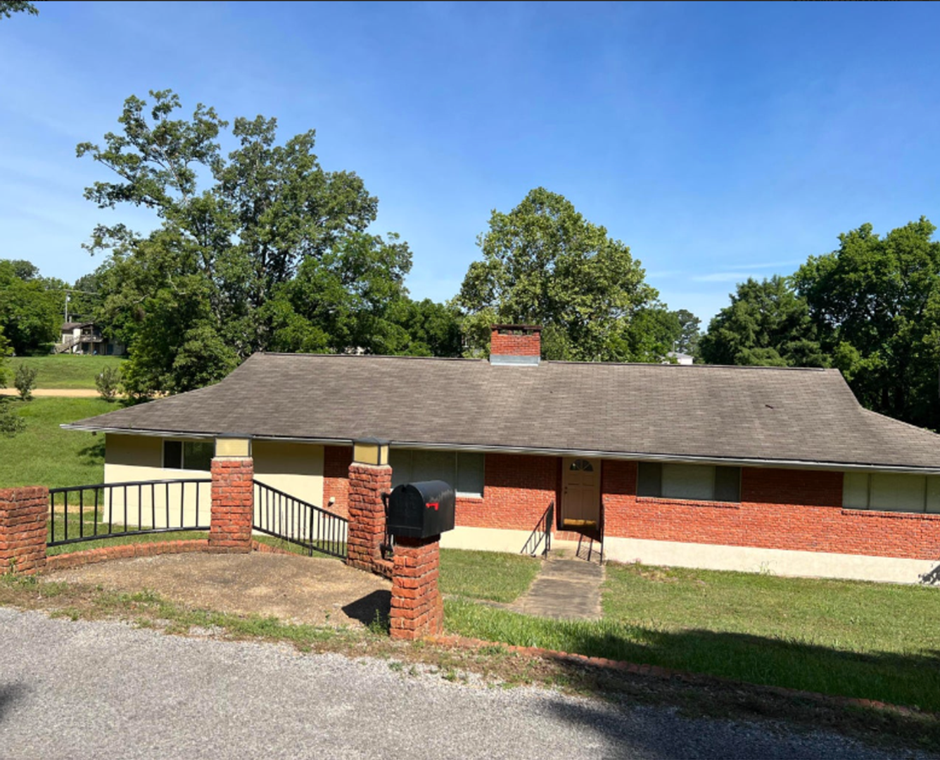 Starkville Apartment: 87 Ridgecrest Dr