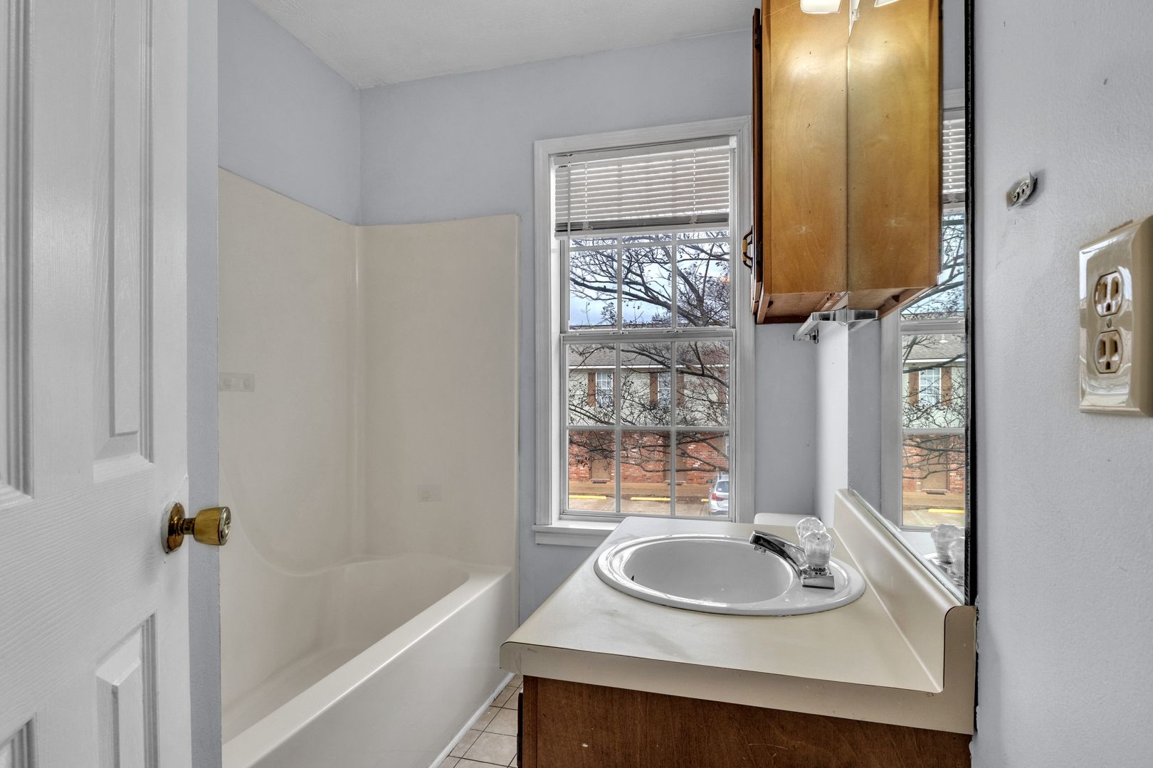Starkville Apartment: 103 Locksley Way