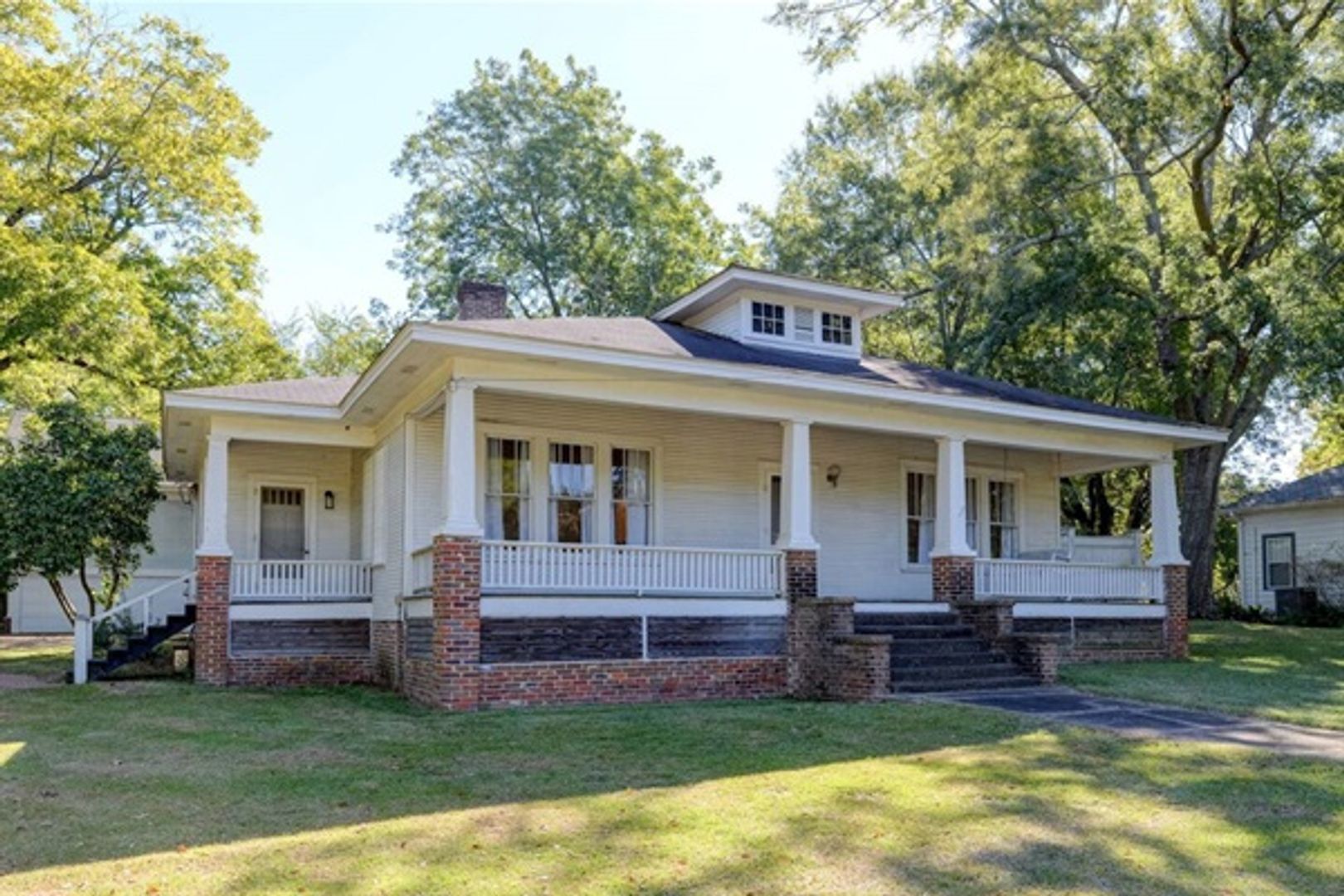 Starkville Apartment: 507 S Jackson St Units C-E