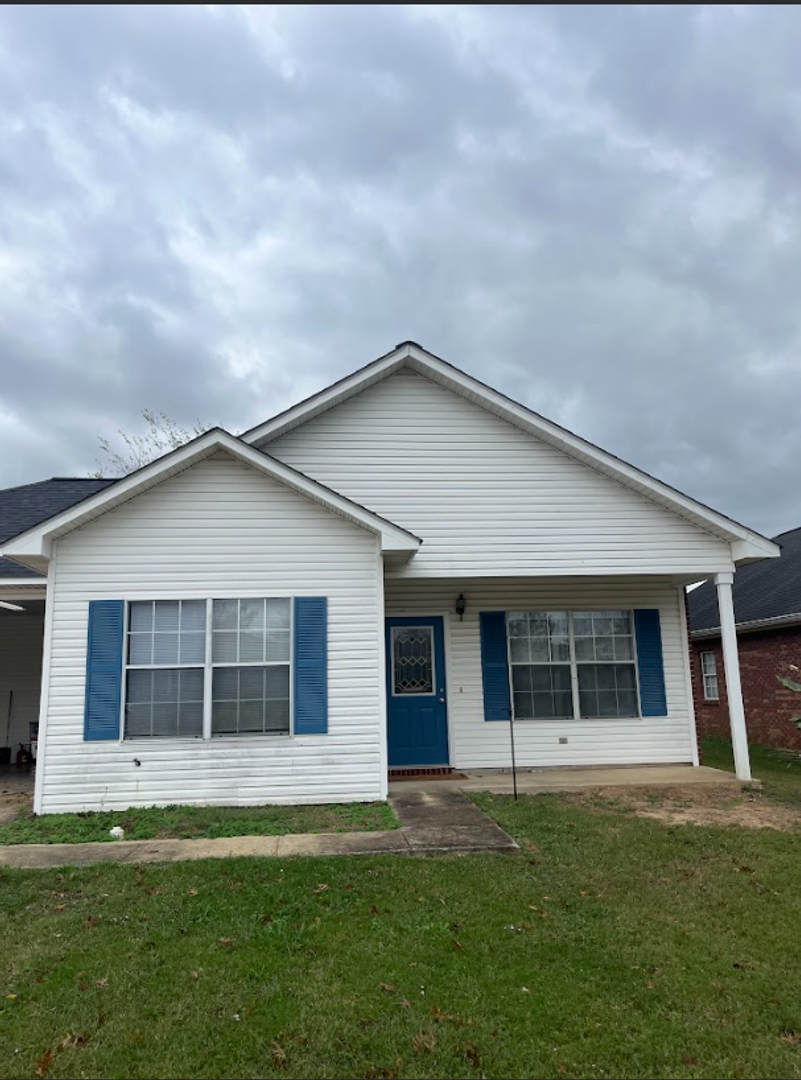 Starkville House: 118 Tomlinson Dr