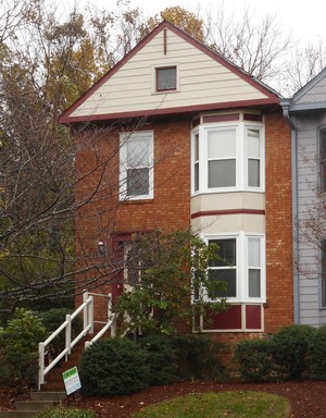 Townhouse near downtown Greensboro – photo 1