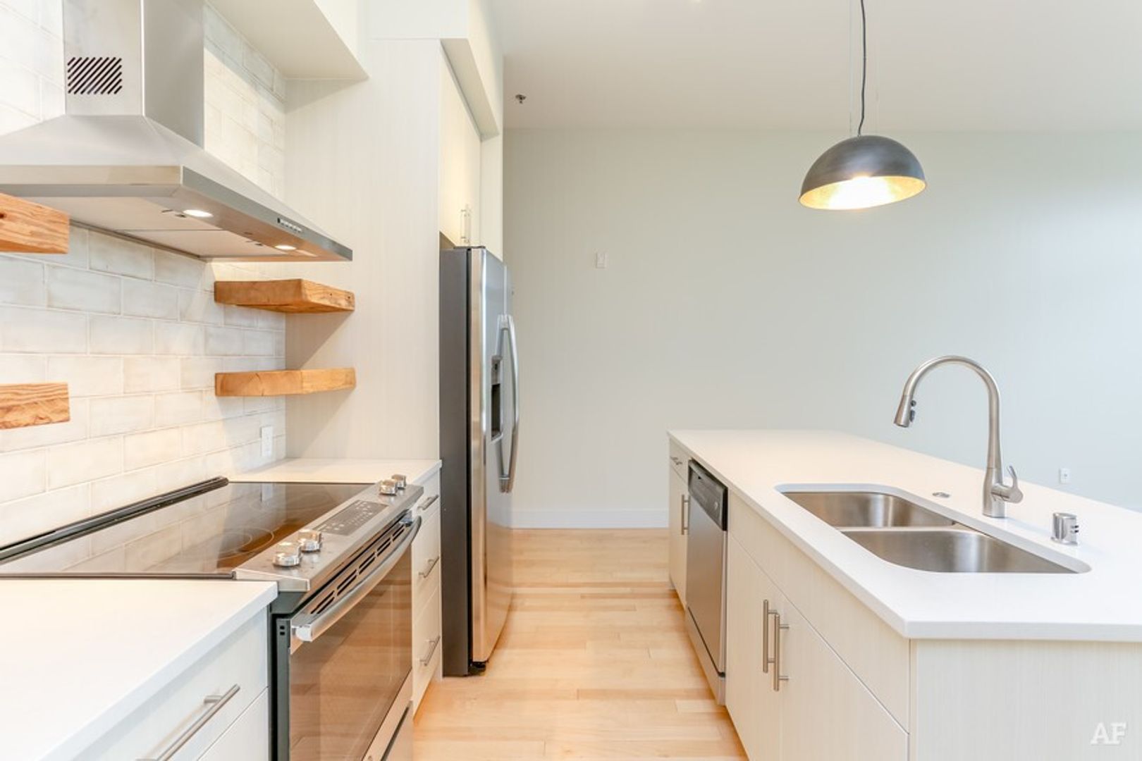 Milwaukee Apartment: 326 W Florida St.