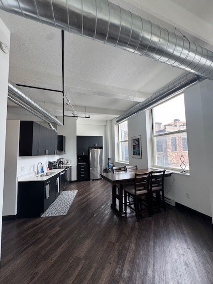 Milwaukee Apartment: 342 N Water Street