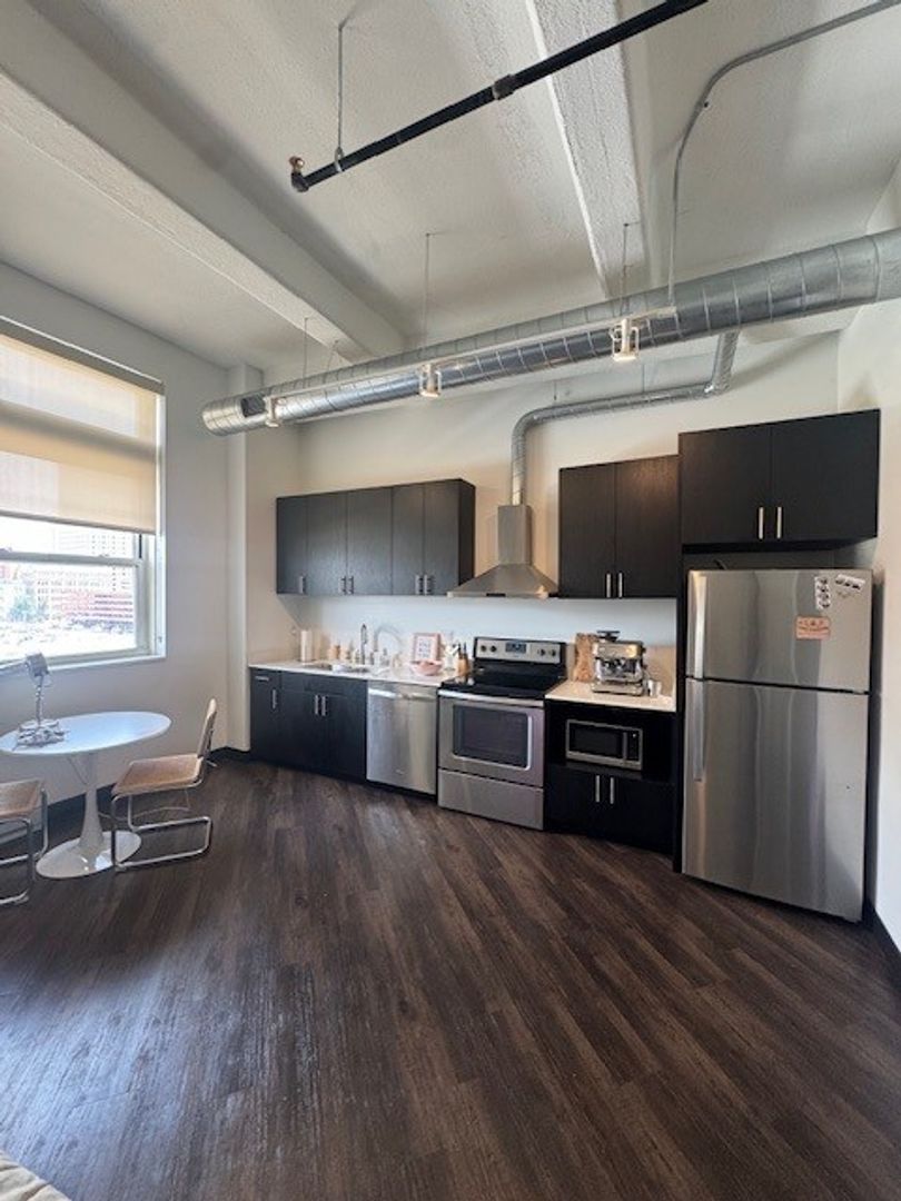 Milwaukee Apartment: 342 N Water Street