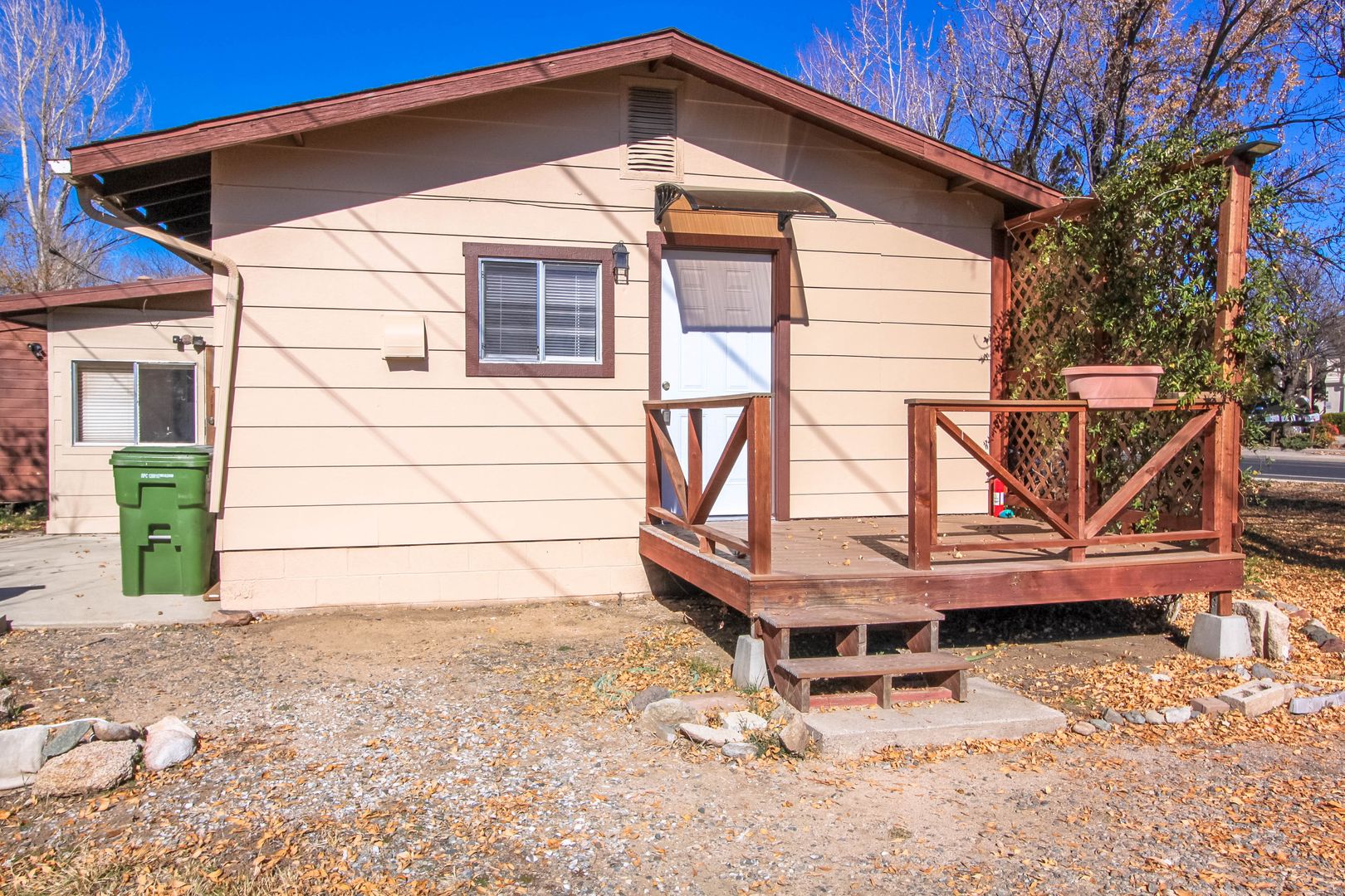 Prescott Apartment: 860 Gail Gardner Way