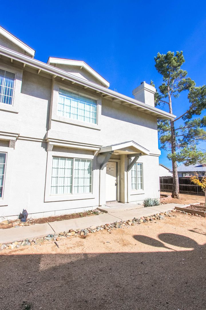 Prescott Valley Apartment: 3249 N. Hedgewood Drive