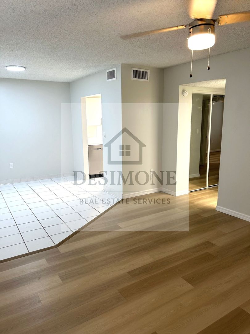 Silver Springs Apartment: 2620 NE 52nd Court