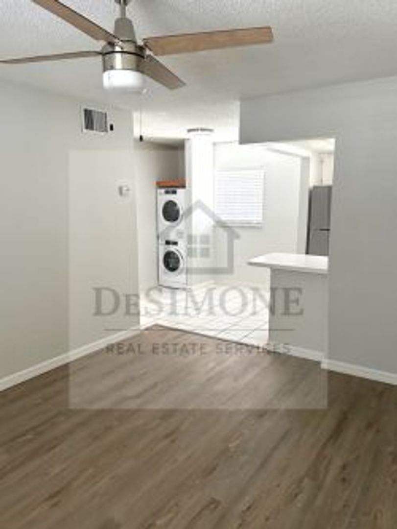 Silver Springs Apartment: 2620 NE 52nd Court