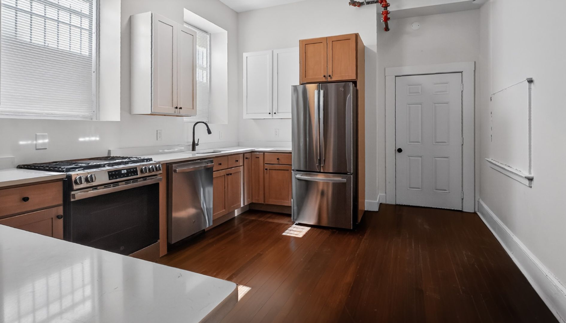 New Haven Apartment: 813 Chapel Street