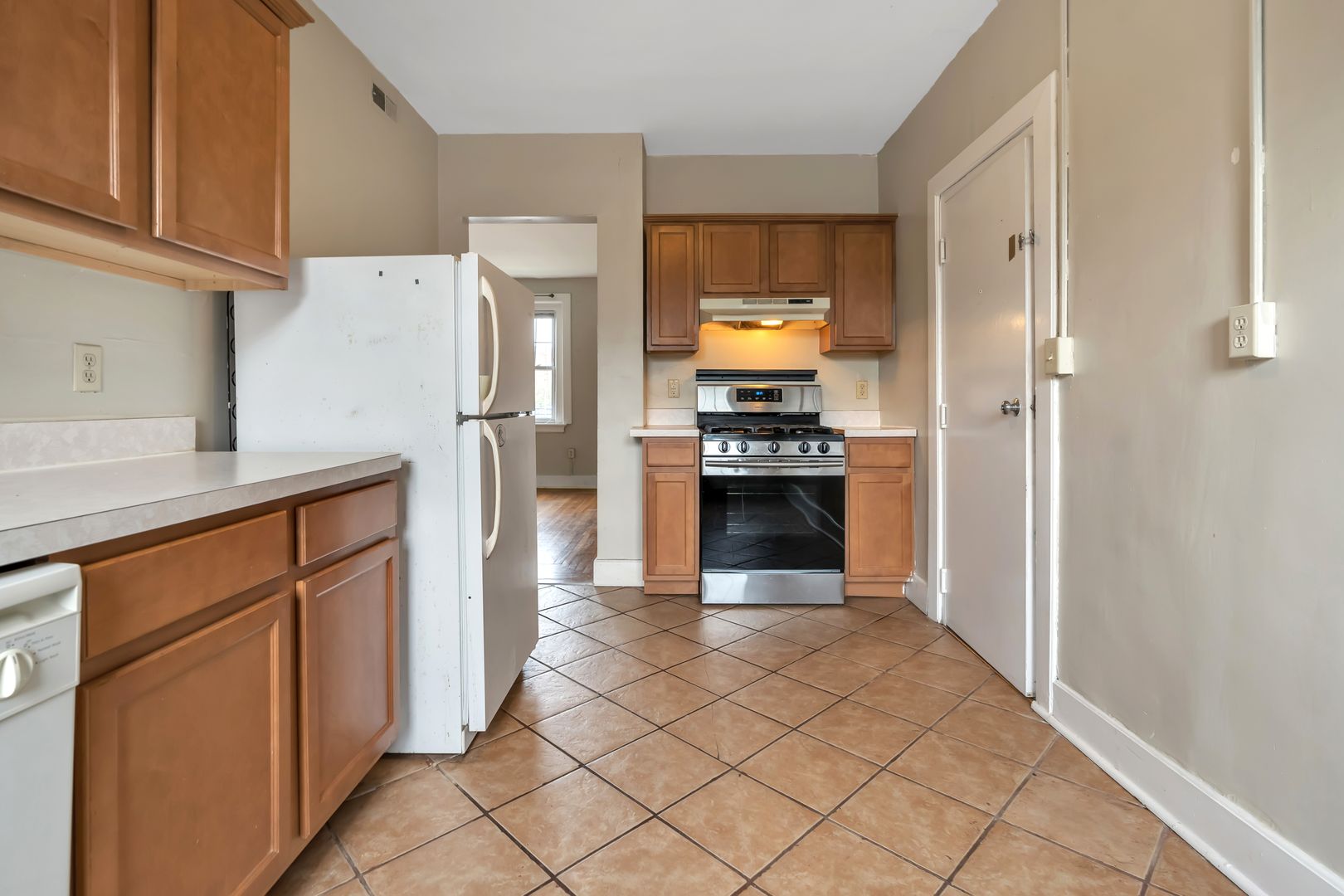 New Haven Apartment: 17 Howe Street