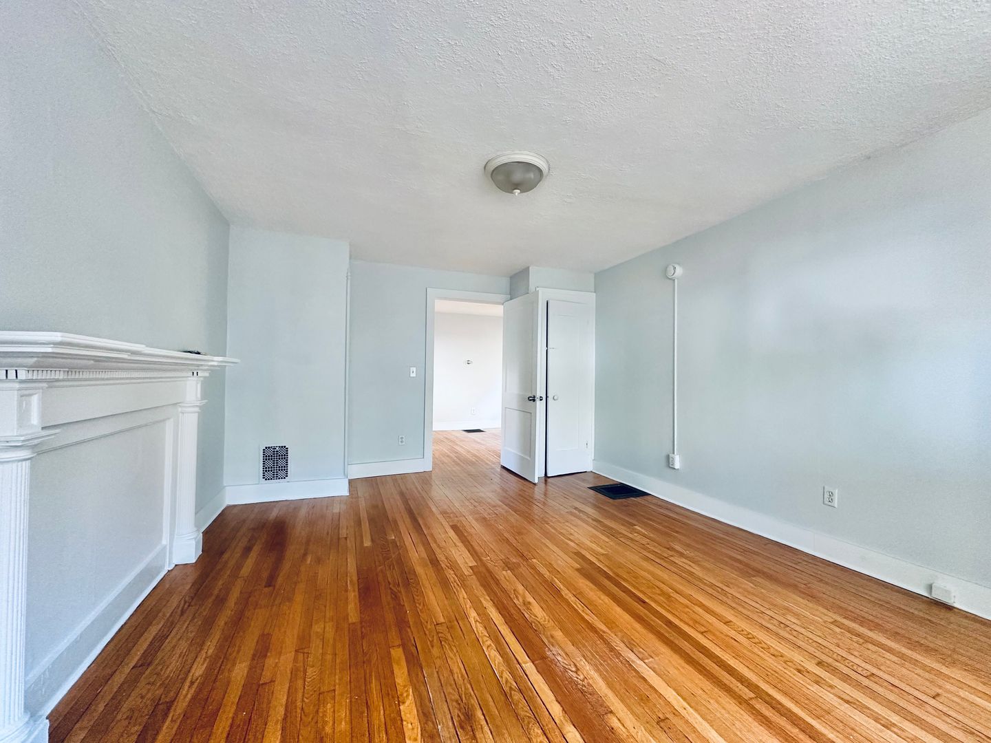 New Haven Apartment: 179 Bradley Street