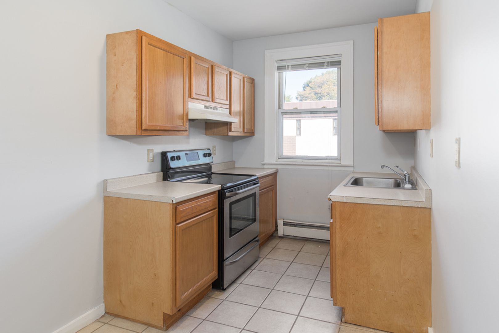 New Haven Apartment: 1375 Chapel Street