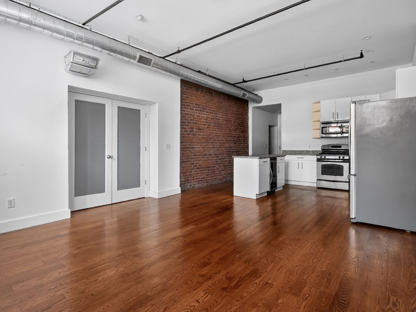New Haven Apartment: 140 Orange Street