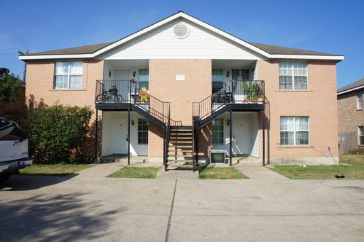 3 Bedroom 2 Bathroom - Georgetown 4-Plex