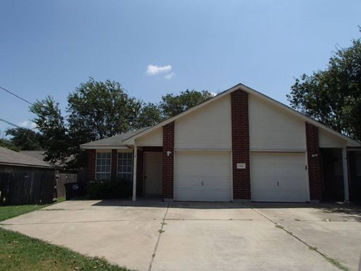 Georgetown Apartment: 304 Tamara Drive