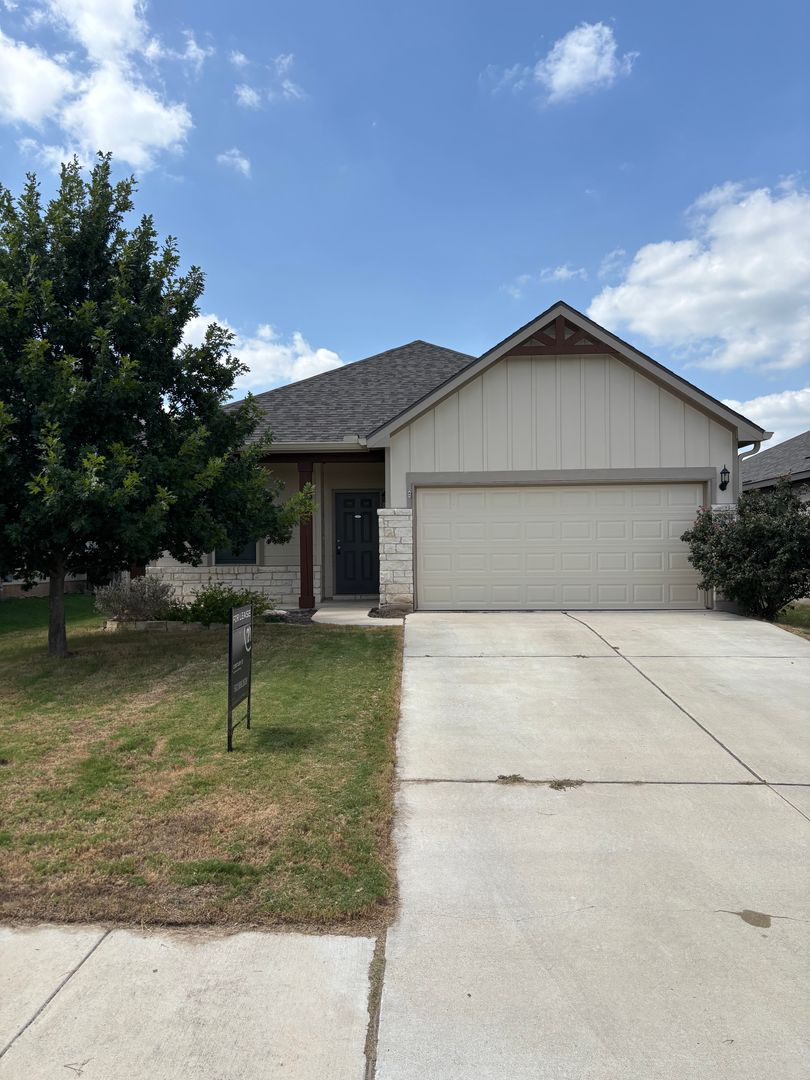 Georgetown House: 1101 Cliffbrake Way