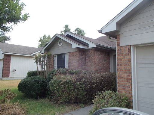 3 Bedroom 2 Bathroom Georgetown Home – photo 1