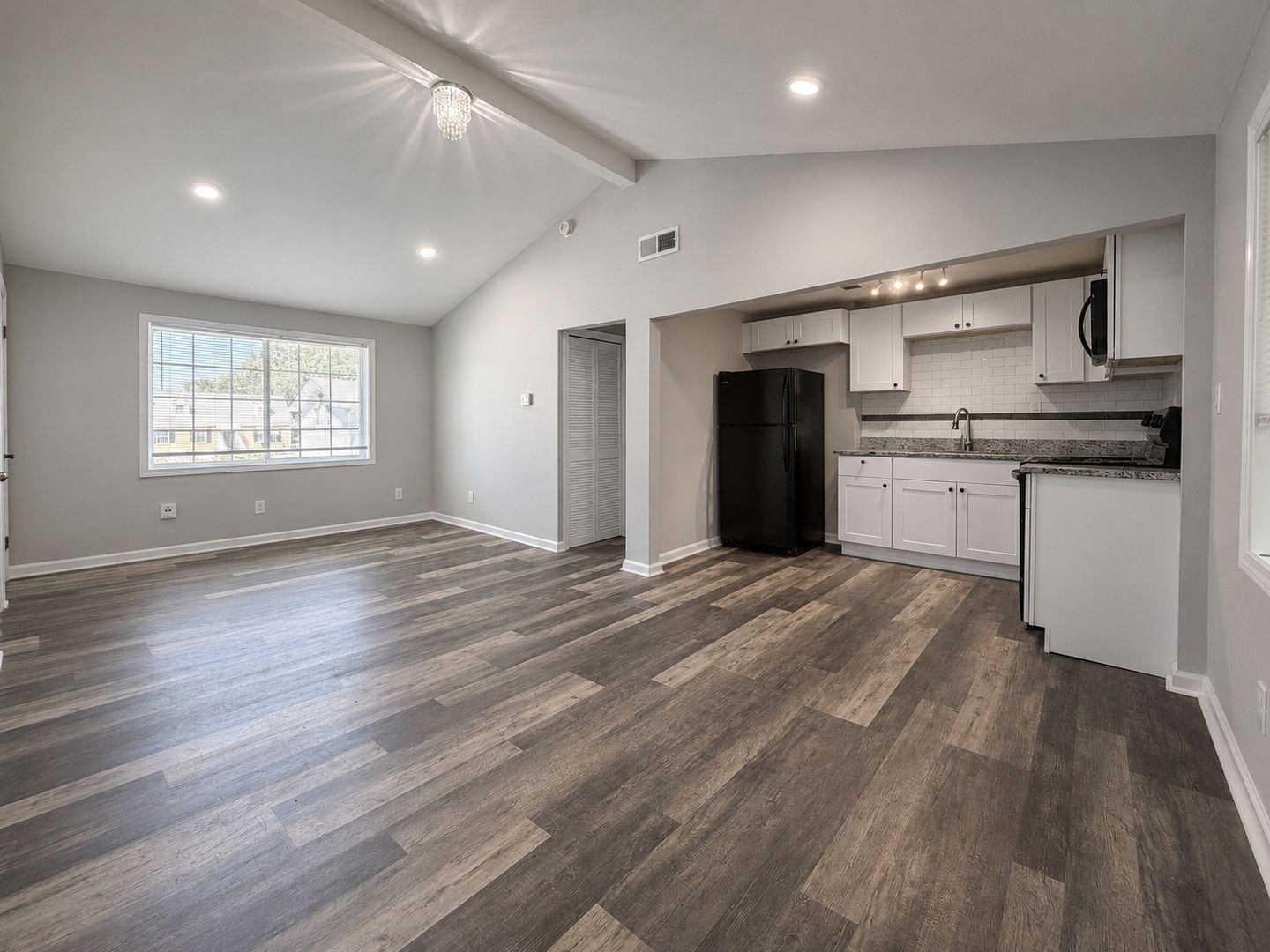 Atlanta Apartment: 1818 Vesta Avenue